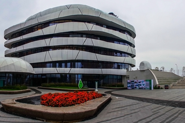 Vacuum Glass For Passive Room